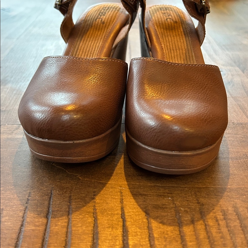 b.o.c Women’s Natasha Mary Jane Platform Clog | Brown | Size 8 - Picture 8 of 8